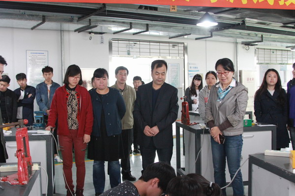 实验实训中心、建筑设备系共同举办建筑水暖安装与调试技能大赛