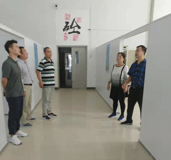 实验实训中心对校内实训场所进行安全卫生大检查